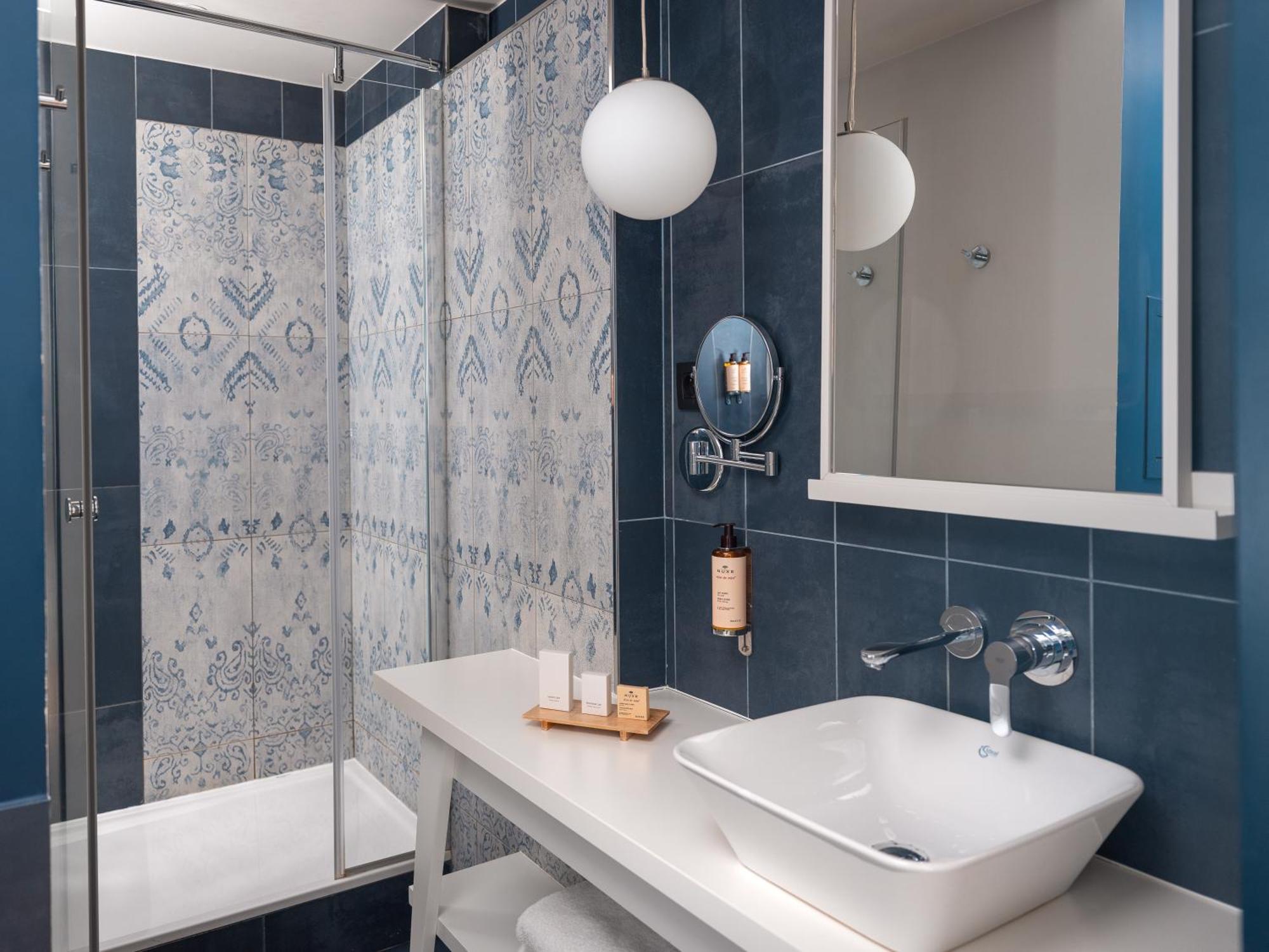 Hotel Belleval Paris Luaran gambar