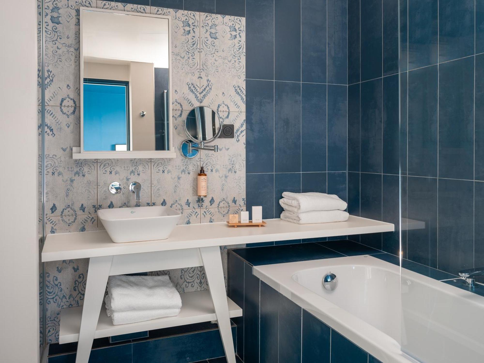 Hotel Belleval Paris Luaran gambar